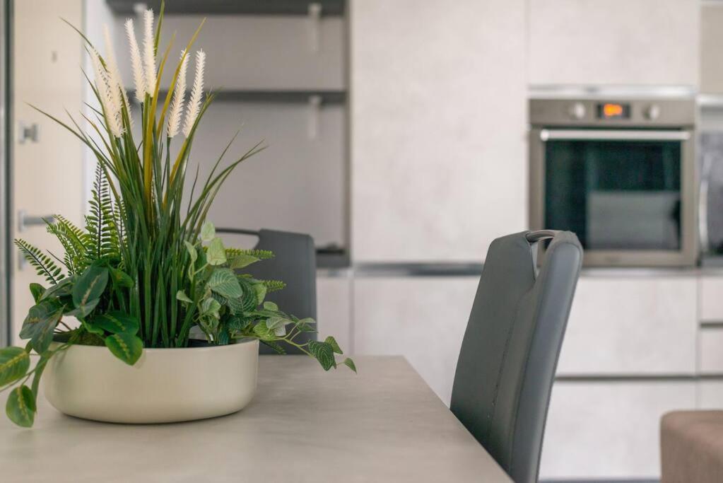 We Home - Uptown74 Bloom Apartment - Milano Exteriör bild