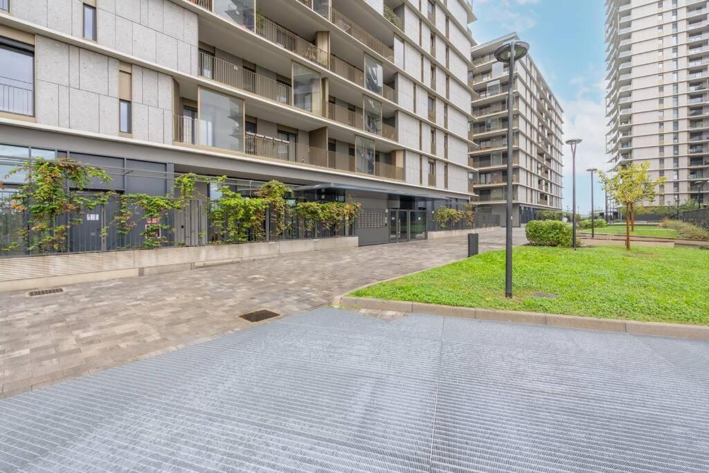 We Home - Uptown74 Bloom Apartment - Milano Exteriör bild